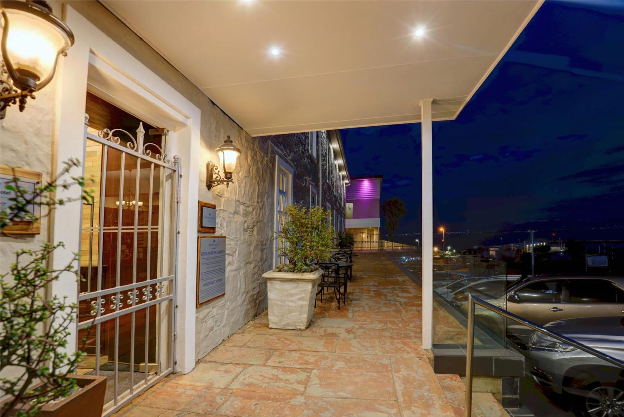 Protea Hotel By Marriott Mossel Bay Eksteriør billede