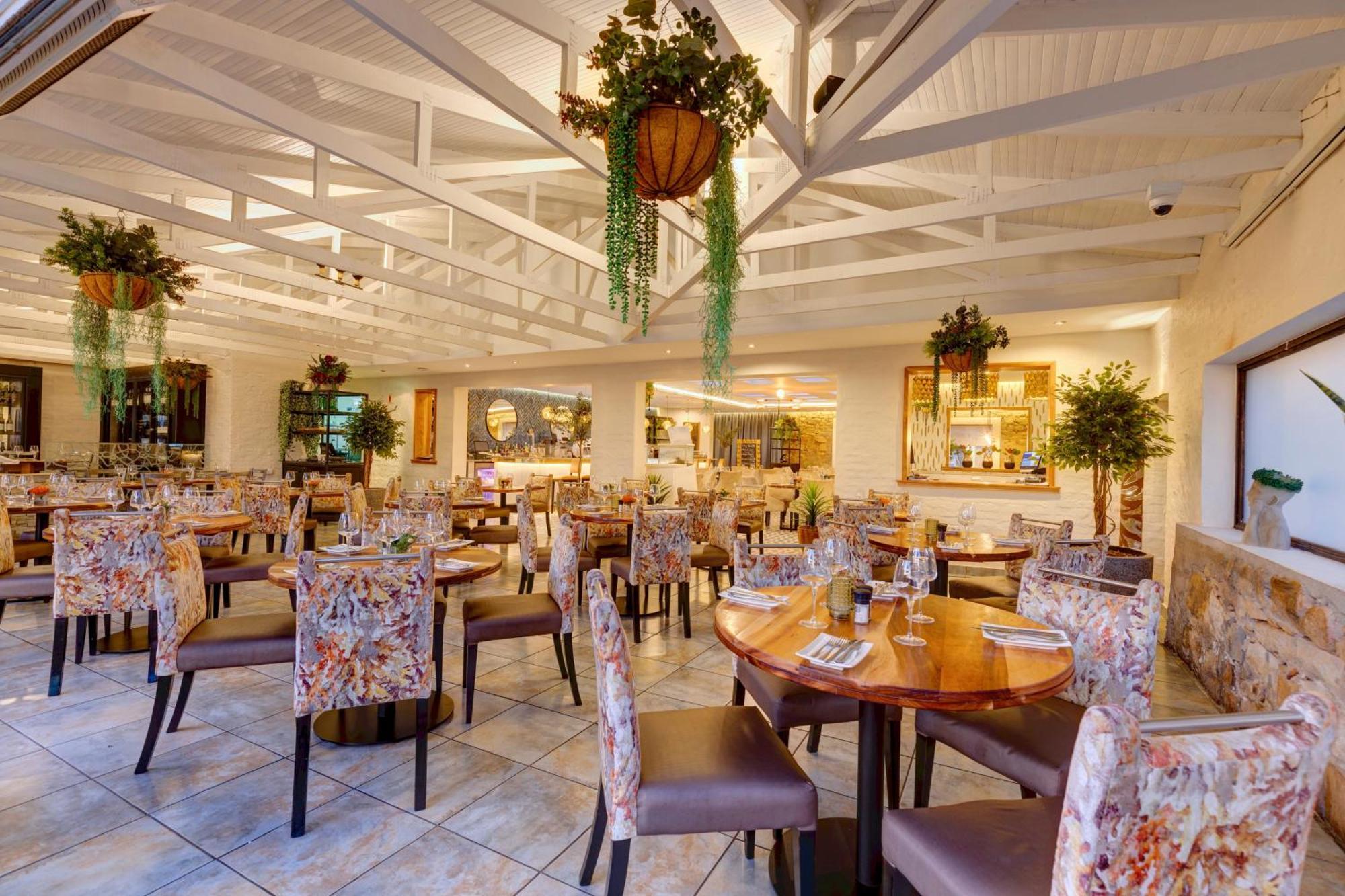 Protea Hotel By Marriott Mossel Bay Eksteriør billede