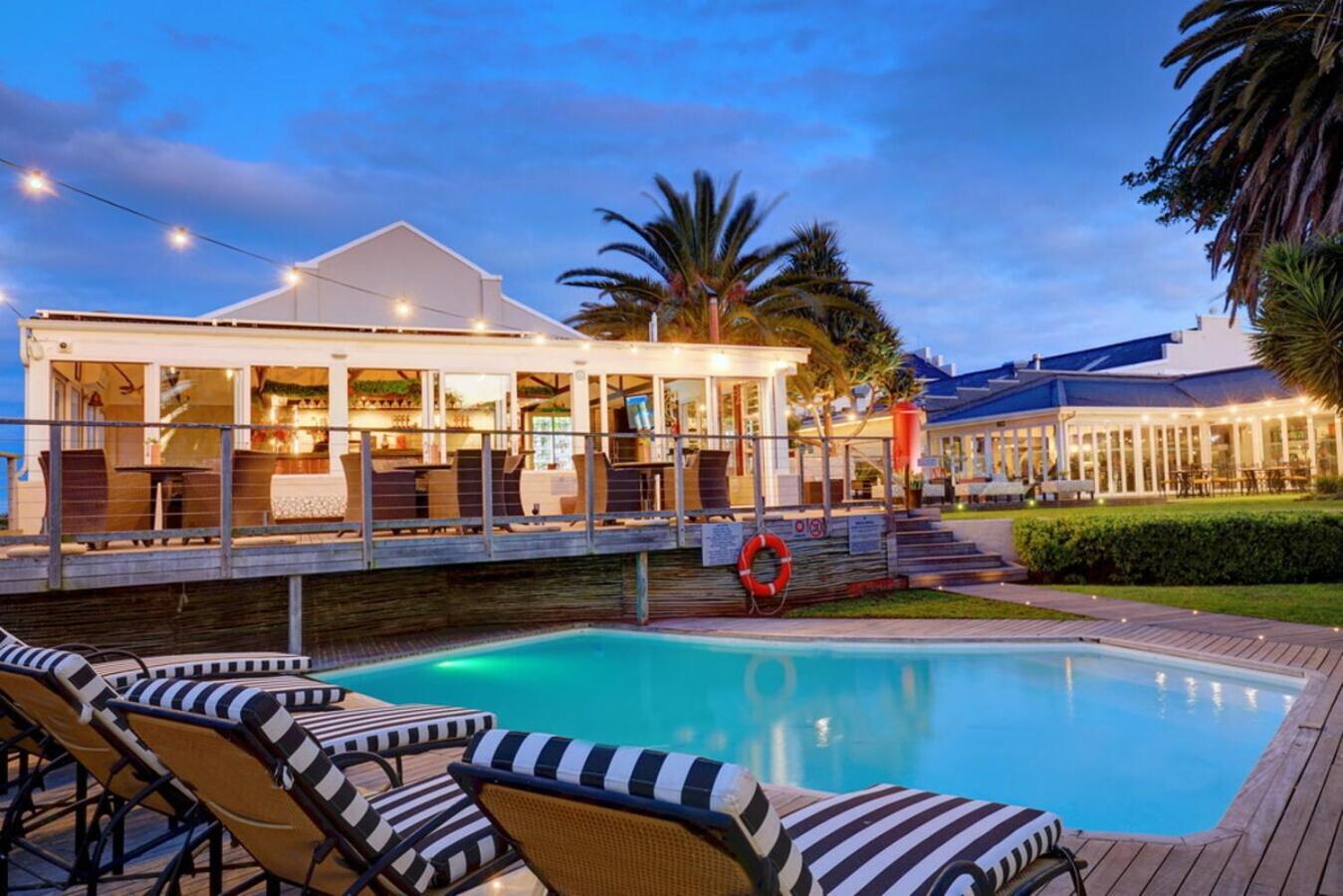 Protea Hotel By Marriott Mossel Bay Eksteriør billede